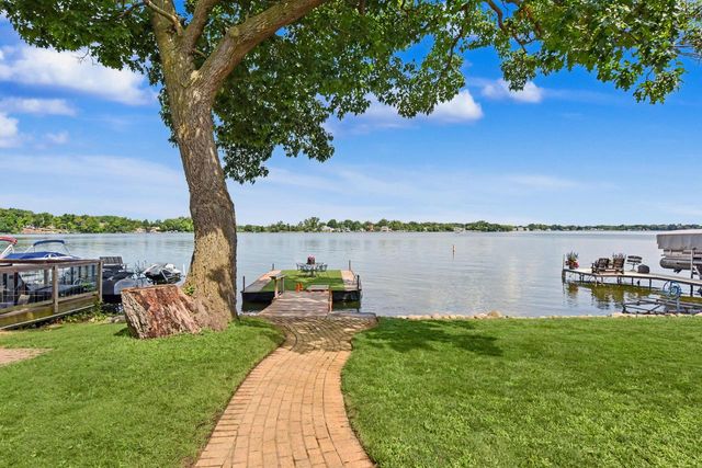 28906 Beach DRIVE, Waterford, WI 53185