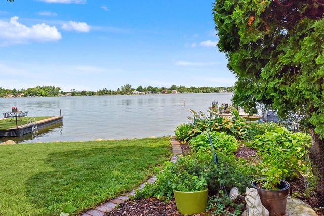 28906 Beach DRIVE, Waterford, WI 53185