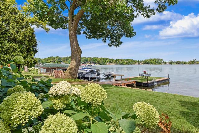 28906 Beach DRIVE, Waterford, WI 53185