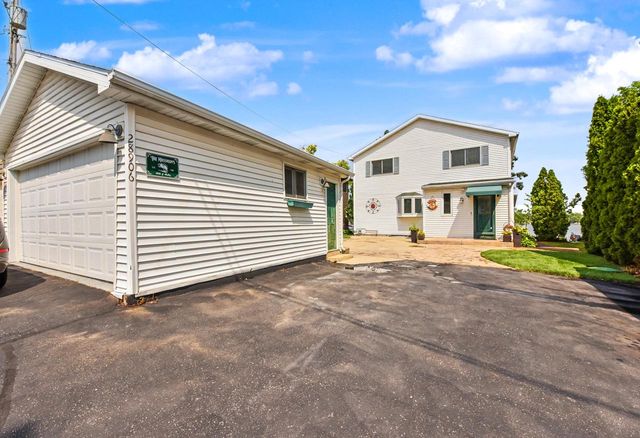 28906 Beach DRIVE, Waterford, WI 53185