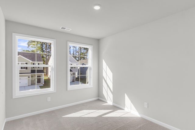 218 Central Creek Drive, Goose Creek, SC 29445