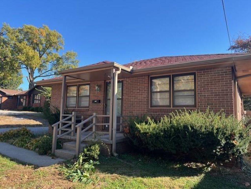 2503 N 29th Street, St Joseph, MO 64506