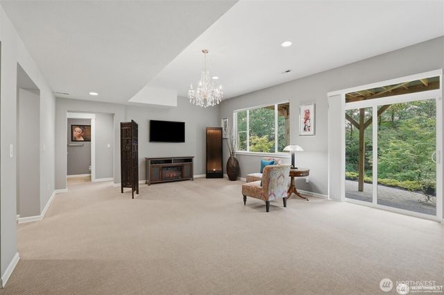 15324 128th Avenue NE, Woodinville, WA 98072