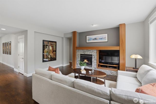 15324 128th Avenue NE, Woodinville, WA 98072