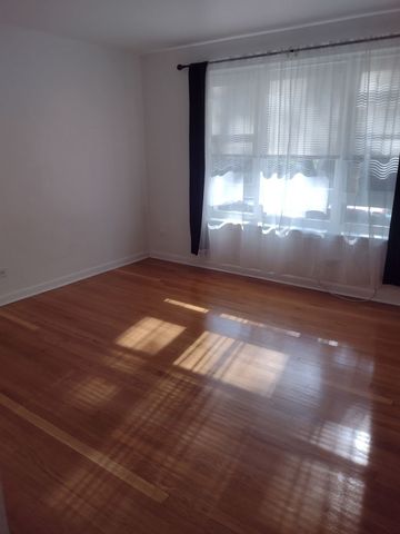 5335 N California Avenue 203, Chicago, IL 60625