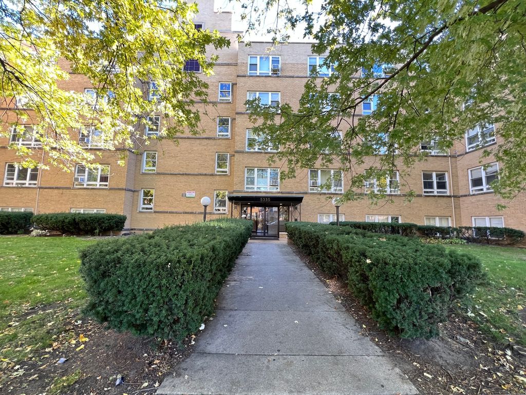 5335 N California Avenue 203, Chicago, IL 60625