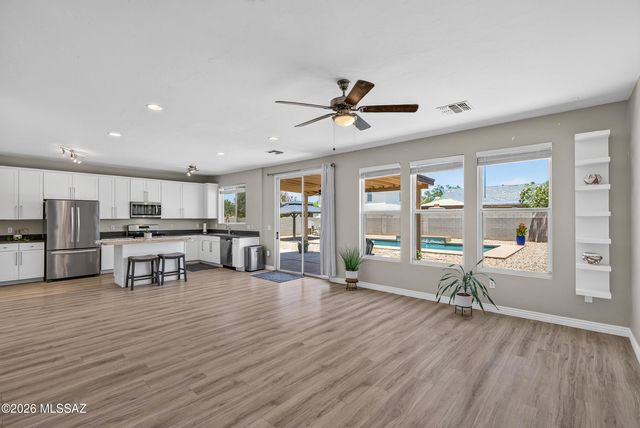 4960 W Calle Don Tomas, Tucson, AZ 85757