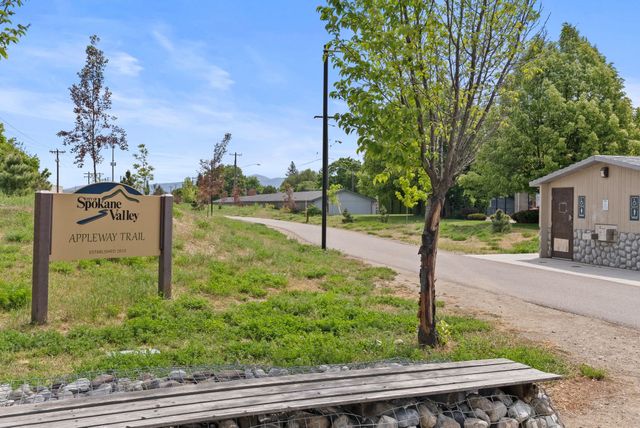 3749 S Blake Ln, Spokane, WA 99206