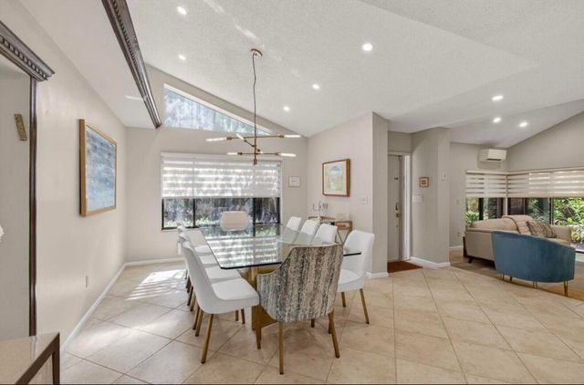 7745 Stanway Place E, Boca Raton, FL 33433