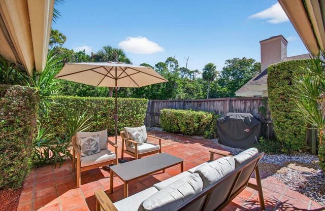 7745 Stanway Place E, Boca Raton, FL 33433