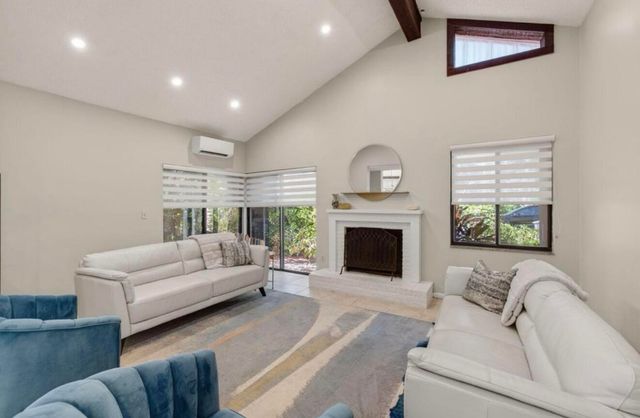 7745 Stanway Place E, Boca Raton, FL 33433