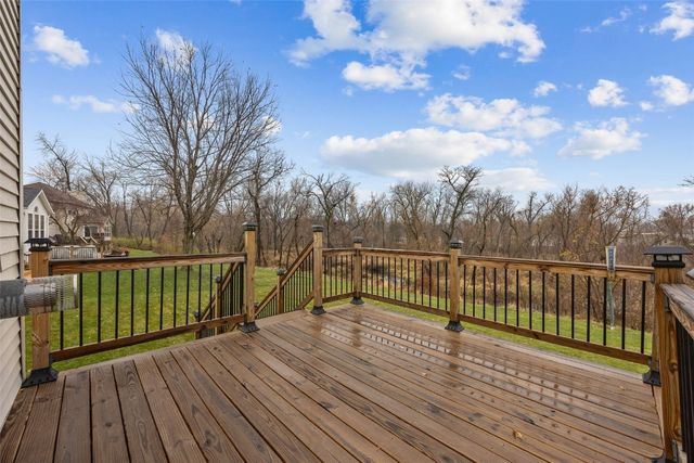 1913 Fox Trail Drive NE, Cedar Rapids, IA 52402