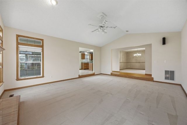 1913 Fox Trail Drive NE, Cedar Rapids, IA 52402