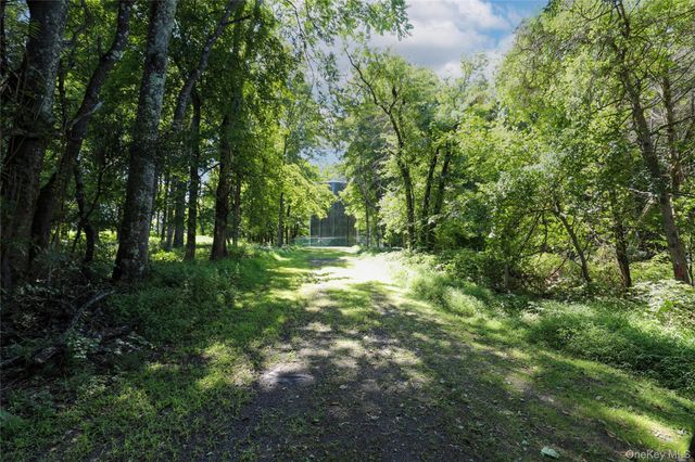 458 Lucas Avenue, Kingston, NY 12487