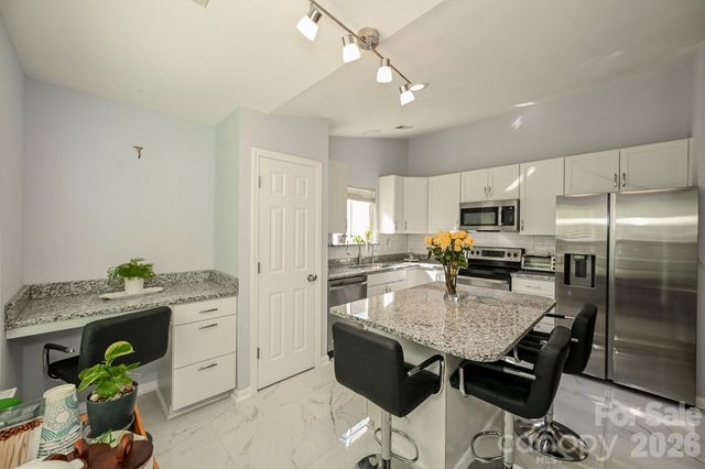 12728 Planters Row Drive, Charlotte, NC 28278