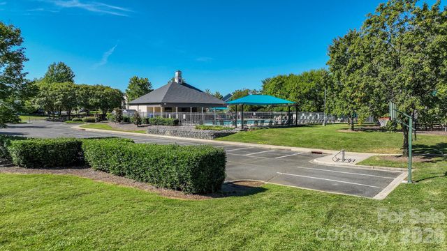 12728 Planters Row Drive, Charlotte, NC 28278