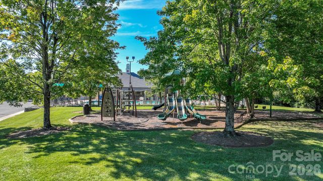 12728 Planters Row Drive, Charlotte, NC 28278