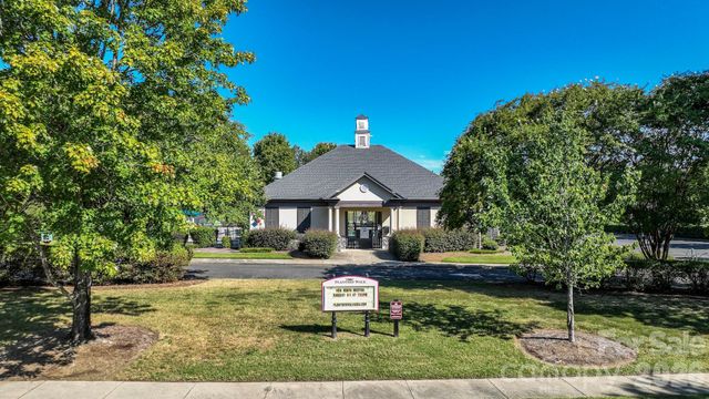 12728 Planters Row Drive, Charlotte, NC 28278