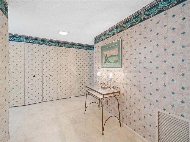 1400 GULF BOULEVARD 806, Clearwater, FL 33767