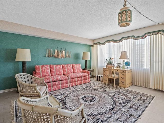 1400 GULF BOULEVARD 806, Clearwater, FL 33767