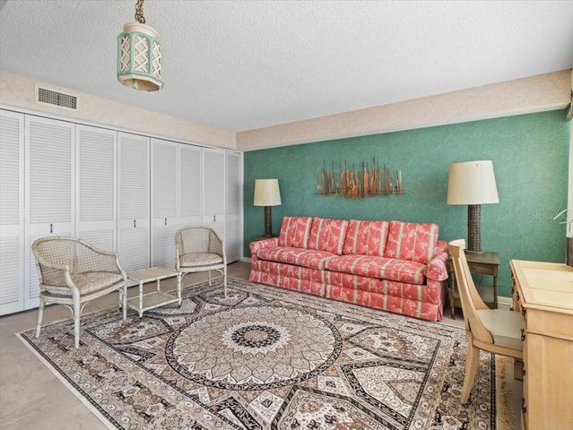 1400 GULF BOULEVARD 806, Clearwater, FL 33767