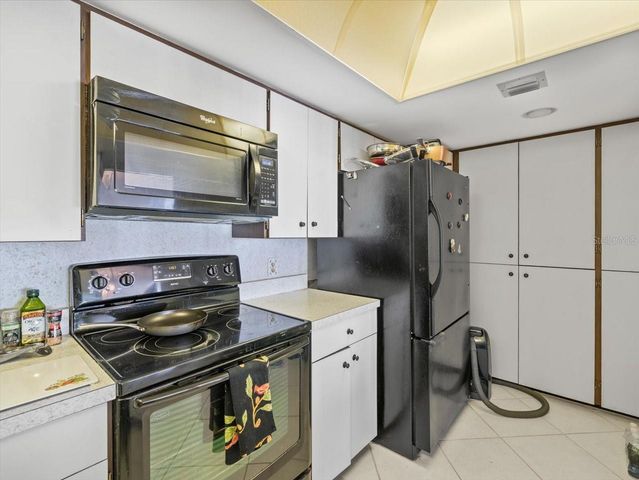 1400 GULF BOULEVARD 806, Clearwater, FL 33767