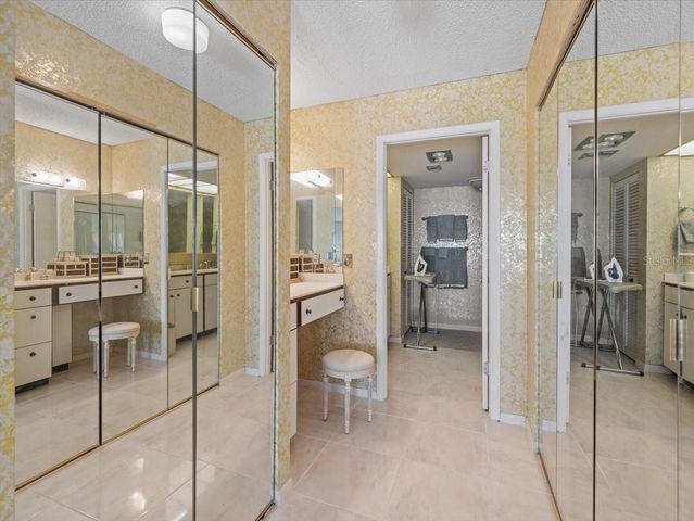 1400 GULF BOULEVARD 806, Clearwater, FL 33767