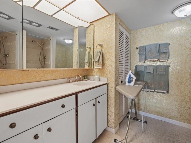 1400 GULF BOULEVARD 806, Clearwater, FL 33767