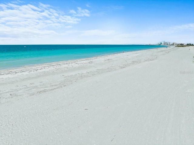 1400 GULF BOULEVARD 806, Clearwater, FL 33767