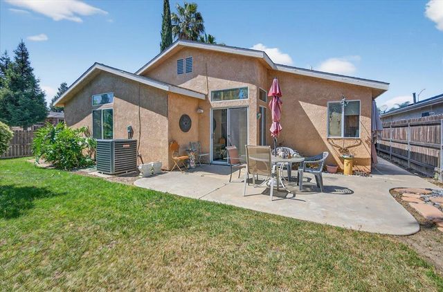 2335 Golden, Clovis, CA 93611