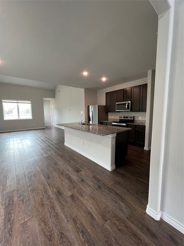 112 Rosings Place, Everman, TX 76140