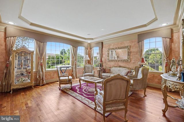 22727 AIRMONT HUNT DR, Ashburn, VA 20148