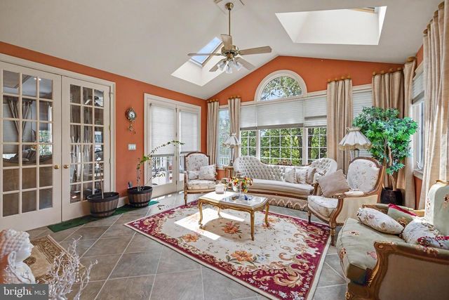 22727 AIRMONT HUNT DR, Ashburn, VA 20148