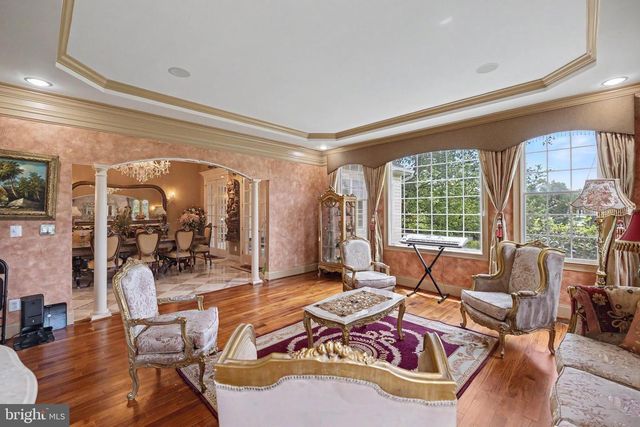 22727 AIRMONT HUNT DR, Ashburn, VA 20148