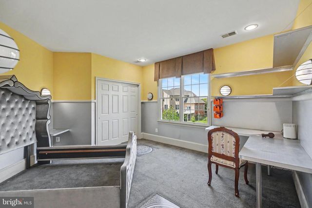 22727 AIRMONT HUNT DR, Ashburn, VA 20148