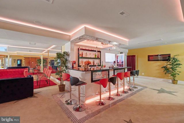 22727 AIRMONT HUNT DR, Ashburn, VA 20148