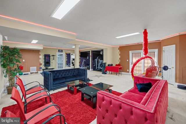 22727 AIRMONT HUNT DR, Ashburn, VA 20148
