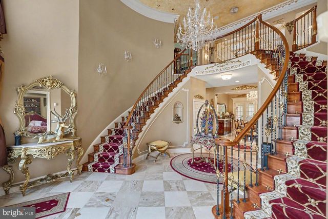 22727 AIRMONT HUNT DR, Ashburn, VA 20148