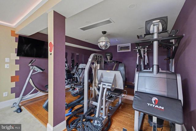 22727 AIRMONT HUNT DR, Ashburn, VA 20148