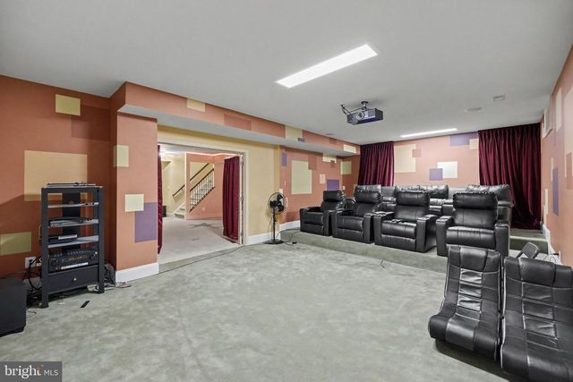 22727 AIRMONT HUNT DR, Ashburn, VA 20148
