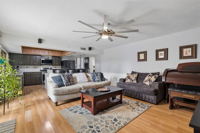 713 Kathryn Drive, Lewisville, TX 75067