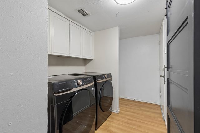 713 Kathryn Drive, Lewisville, TX 75067