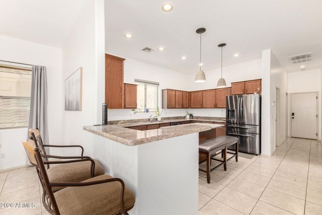 6202 E MCKELLIPS Road 189, Mesa, AZ 85215