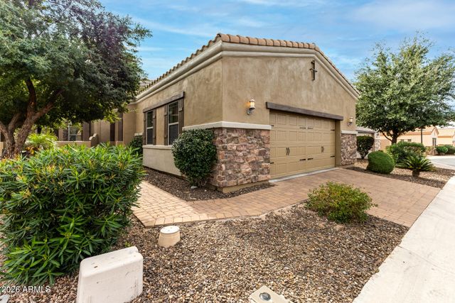 6202 E MCKELLIPS Road 189, Mesa, AZ 85215
