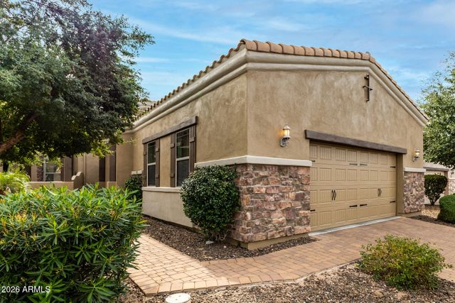 6202 E MCKELLIPS Road 189, Mesa, AZ 85215