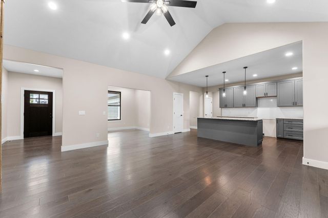 654 Walkington Lane, Branson, MO 65616