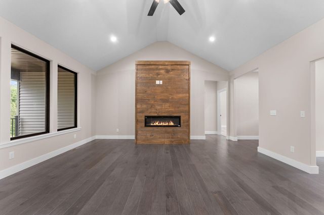 654 Walkington Lane, Branson, MO 65616