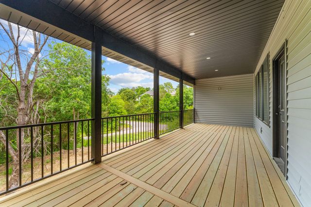 654 Walkington Lane, Branson, MO 65616