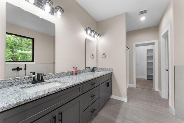 654 Walkington Lane, Branson, MO 65616