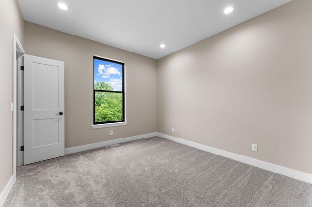 654 Walkington Lane, Branson, MO 65616